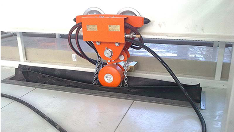 Foto: hydraulické válce