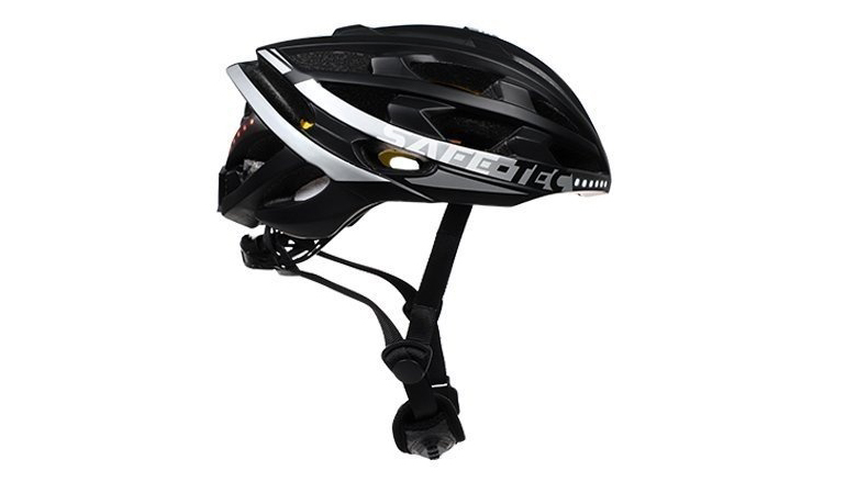 Helma na kolo je klíčovým doplňkem zodpovědných cyklistů