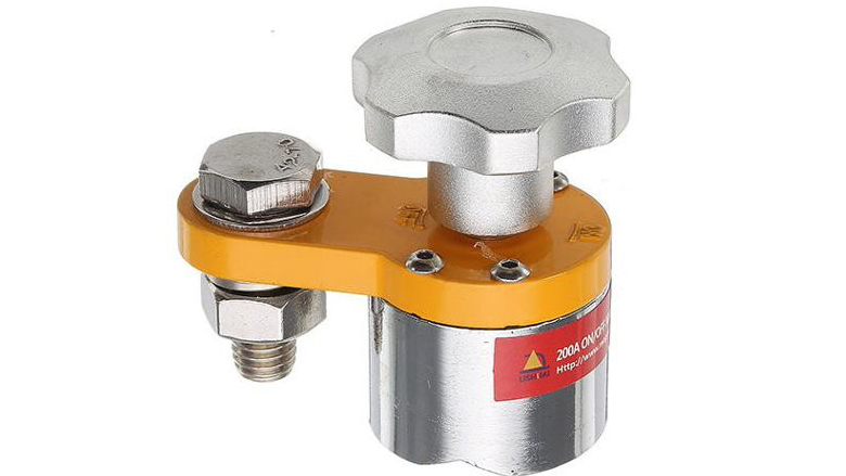 Fotografie: svařovací magnety