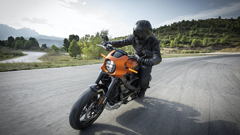 Harley Davidson LiveWire ujede až 158 km bez nabití.