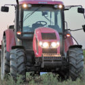 Proč je dobré mít český traktor? Náhradní díly Zetor jsou dostupné pro nové i starší modely